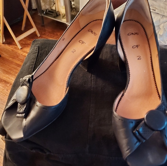 Shoes - Picture 2 of 3